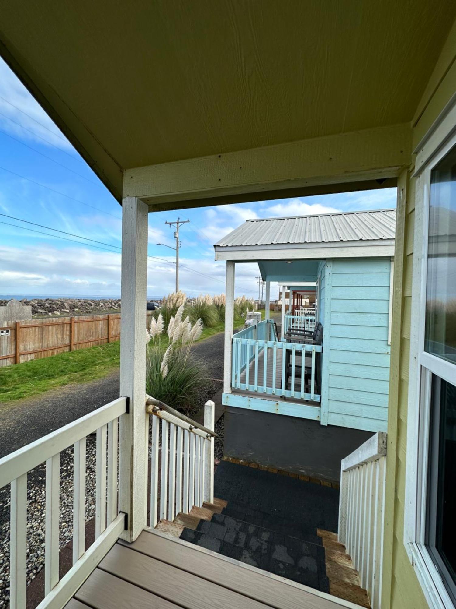 Westport Marina Cottages 外观 照片