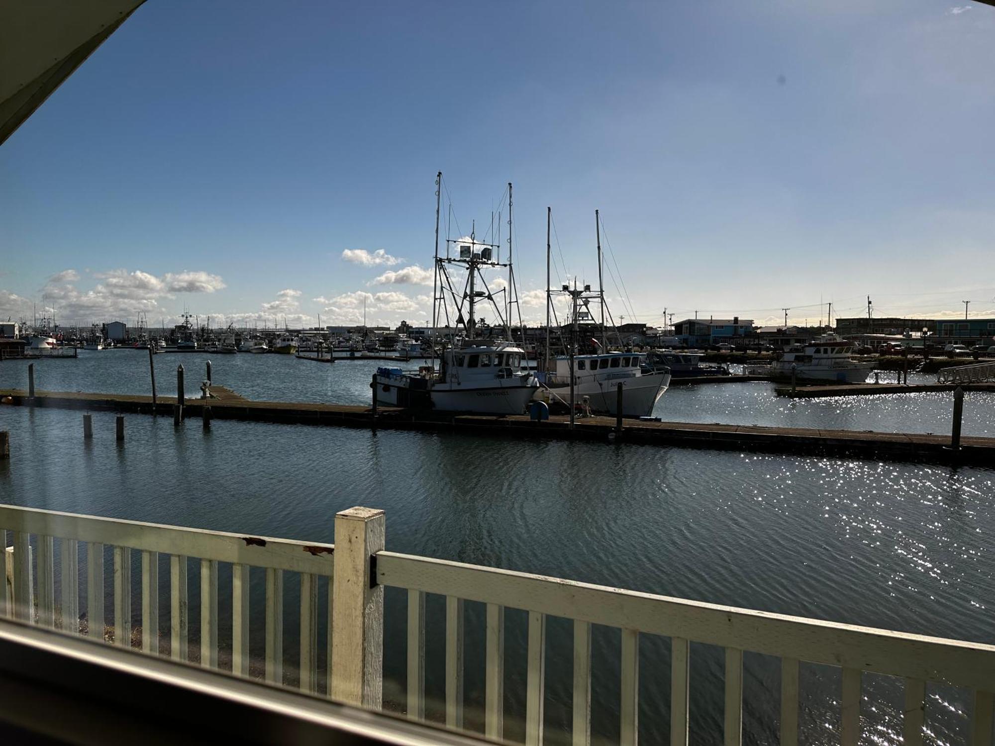 Westport Marina Cottages 外观 照片