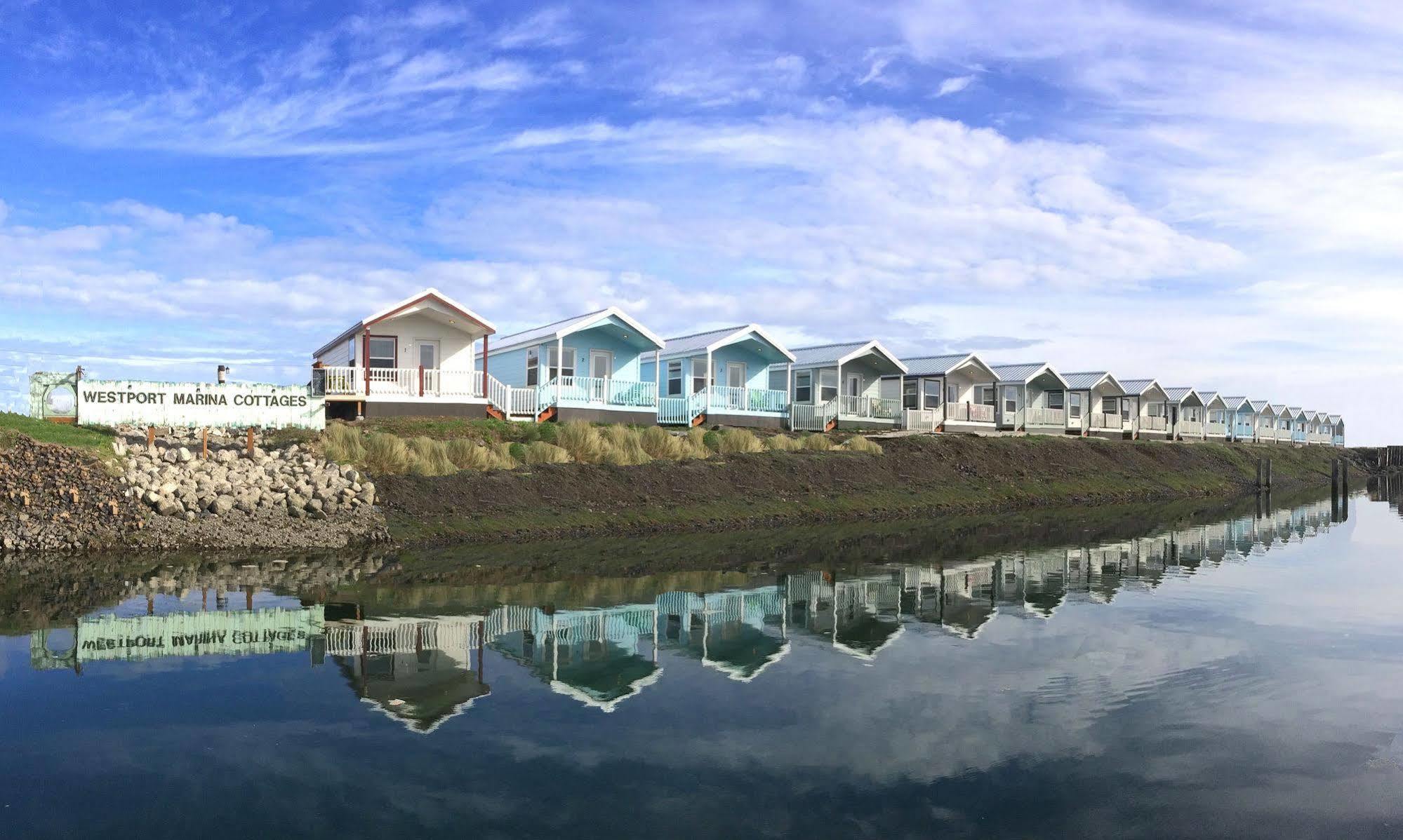Westport Marina Cottages 外观 照片